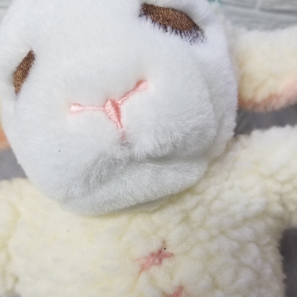 Lambchop puppet (Avon) - Picture 3 of 8